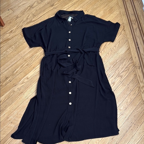 City Chic Dresses & Skirts - City Chic Black Belted Shirt Dress Size L 20 NWT Midi Button Front